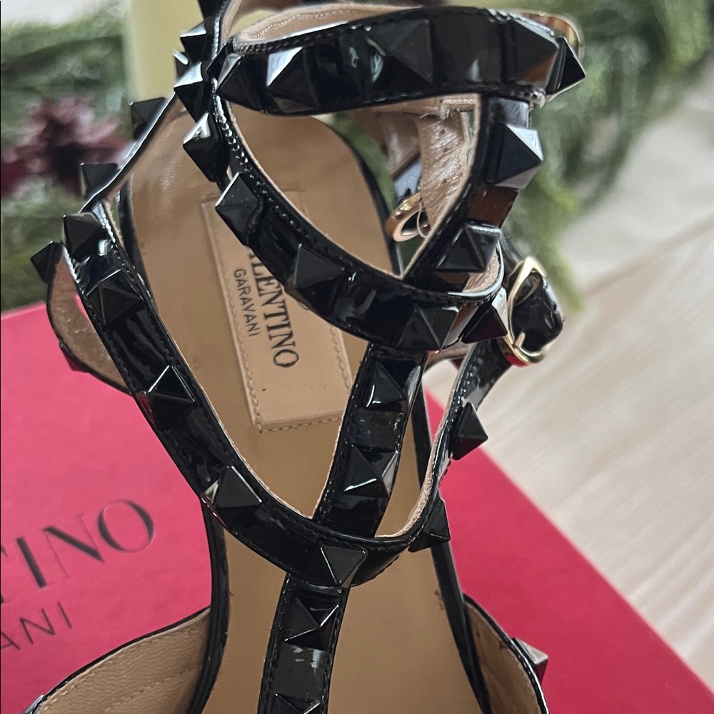Valentino Black Rockstud Heels - Picture 3 of 4